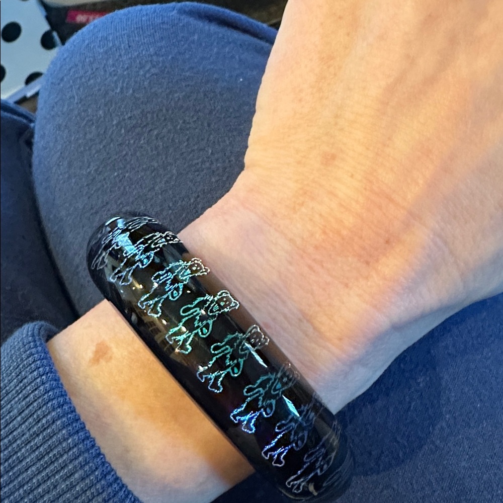 Grateful Dead Bear Handblown glass bracelet - Picture 4 of 6
